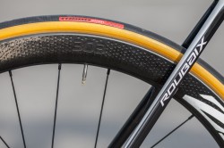 69 CC-S-Works Roubaix-SRed-Zipp303_6