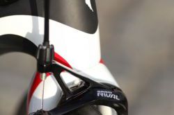 Roubaix Pro '11-Rival-Force-AC_4