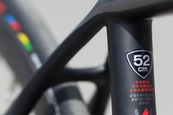 69 LTD-SW Roubaix Disc-Di2-Roval_3