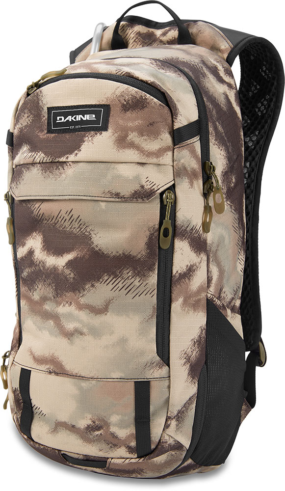 batoh Dakine Syncline 16l 2020 ashcroft camo